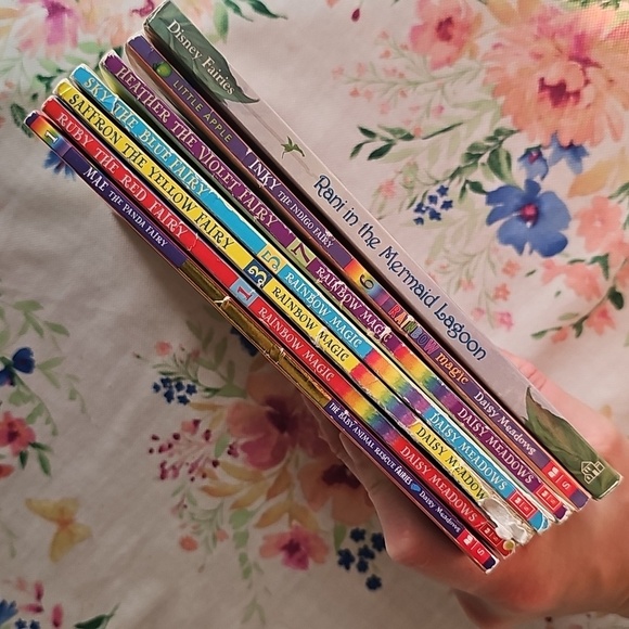 Rainbow Magic Fairy Chapter Book Lot Of 8 - Picture 7 of 11